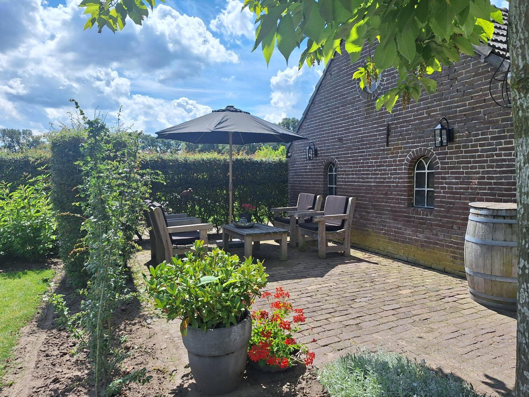 B&B De Meidoornhof Ruinen Esterno foto